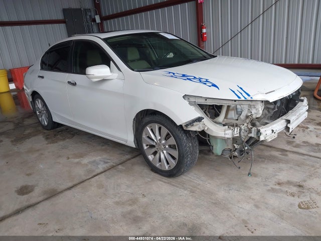 Salvage Honda Accord Image