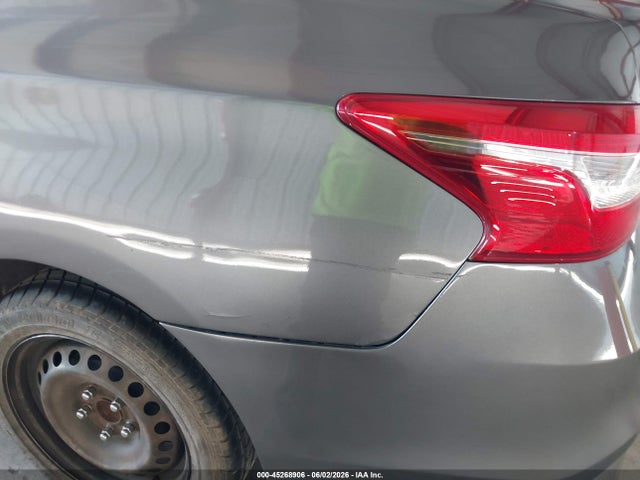 Nissan Sentra S