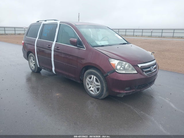 Salvage Honda Odyssey Image