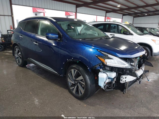 Salvage Nissan Murano Image