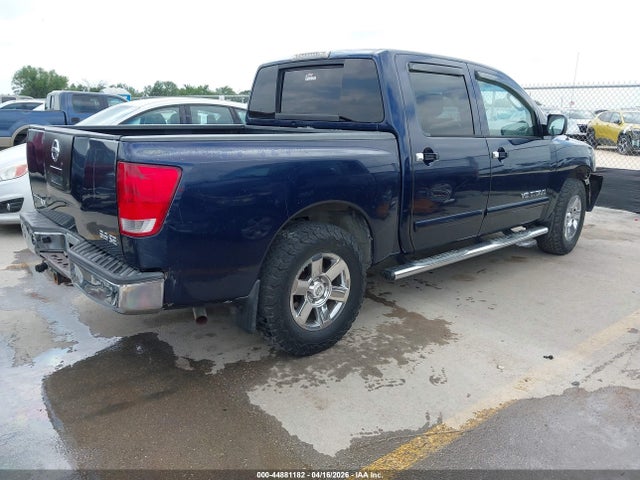 Nissan Titan Se