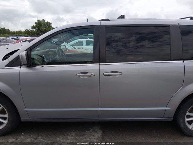 Dodge Grand Caravan Sxt