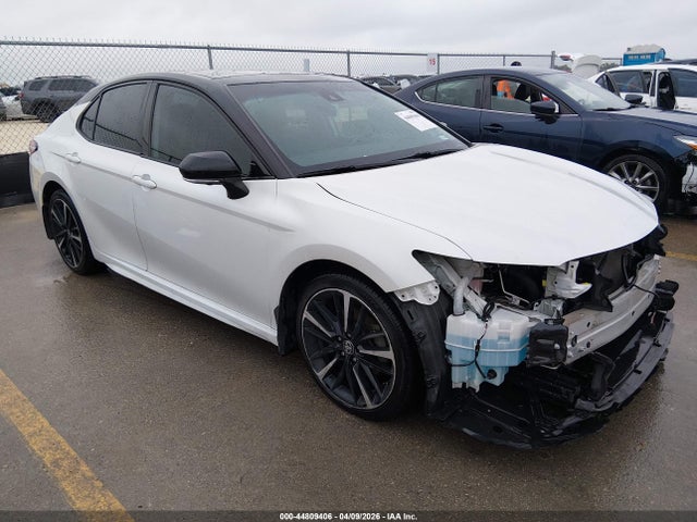 Salvage Toyota Camry Image