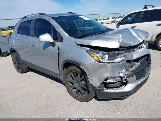 Salvage Chevrolet Trax Image