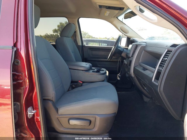 Ram 1500 Express  4x4 5'7 Box