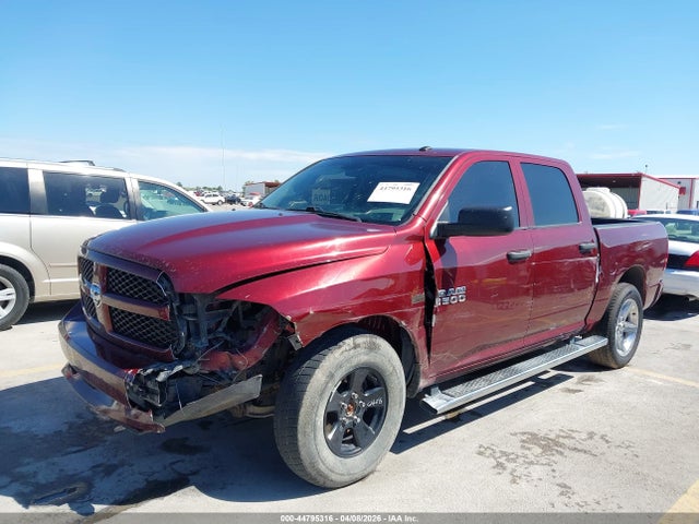 Ram 1500 Express  4x4 5'7 Box