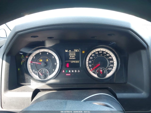 Ram 1500 Express  4x4 5'7 Box