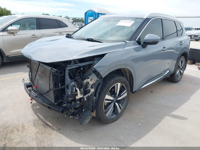 Nissan Rogue Platinum Fwd