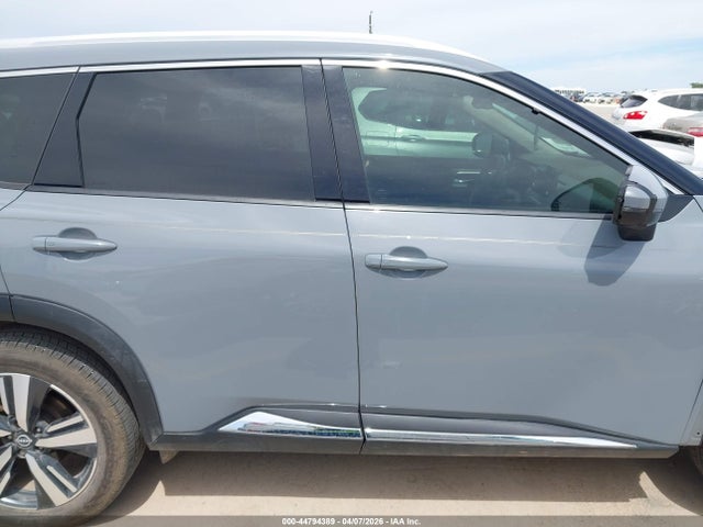 Nissan Rogue Platinum Fwd