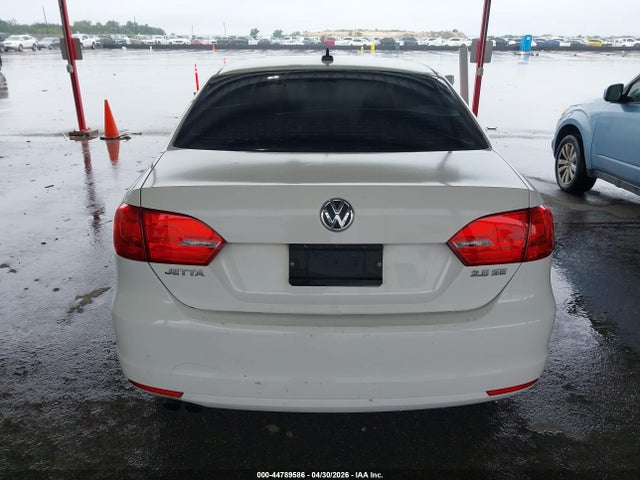 Volkswagen Jetta 2.5l Se