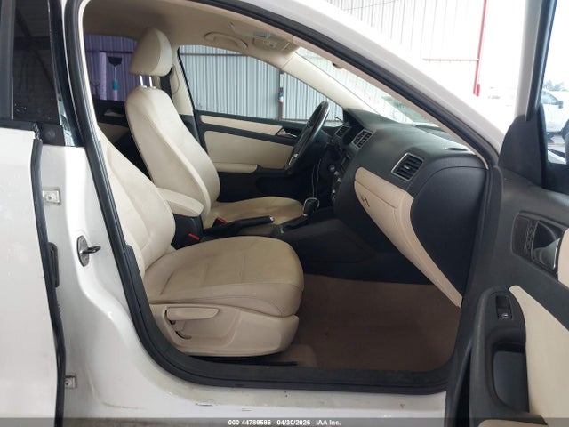 Volkswagen Jetta 2.5l Se