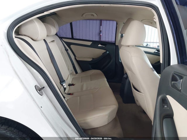 Volkswagen Jetta 2.5l Se