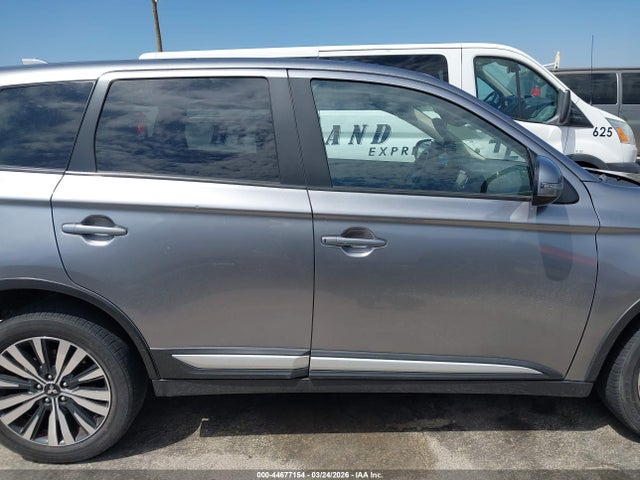 Mitsubishi Outlander Se 2.4