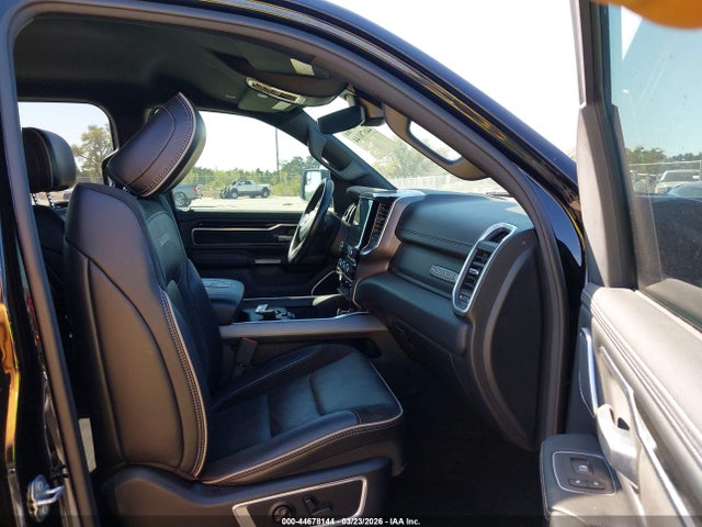 Ram 1500 Laramie  4x2 5'7 Box