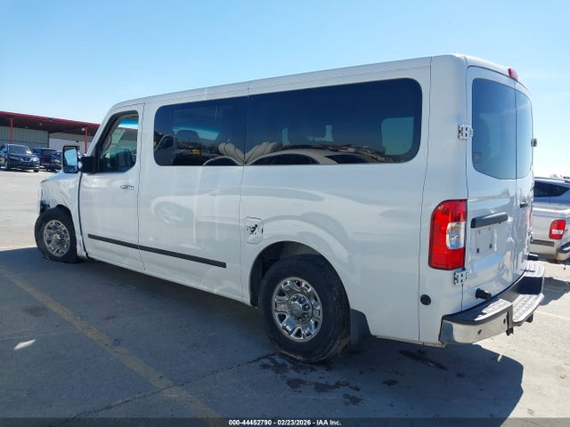 Nissan Nv Sl V8