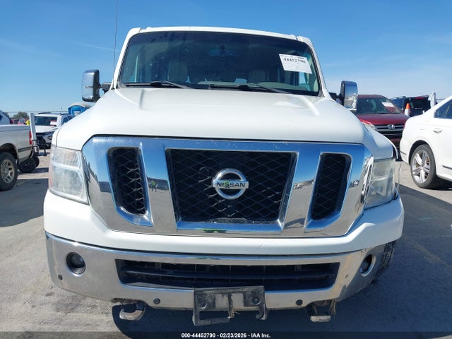 Nissan Nv Sl V8