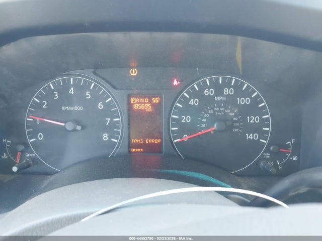 Nissan Nv Sl V8
