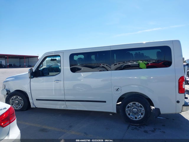 Nissan Nv Sl V8