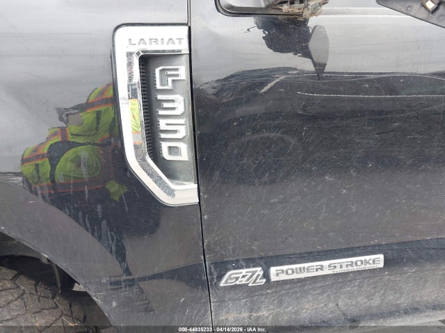 Ford F-350 Lariat