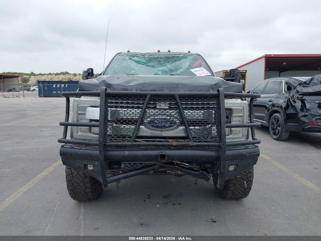 Ford F-350 Lariat