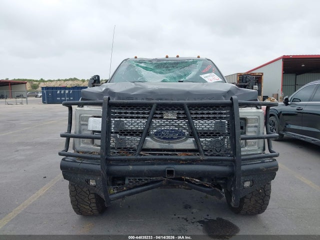 Ford F-350 Lariat