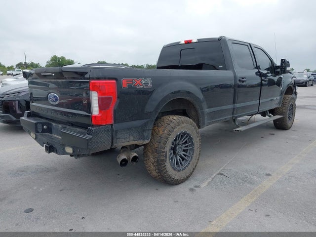 Ford F-350 Lariat