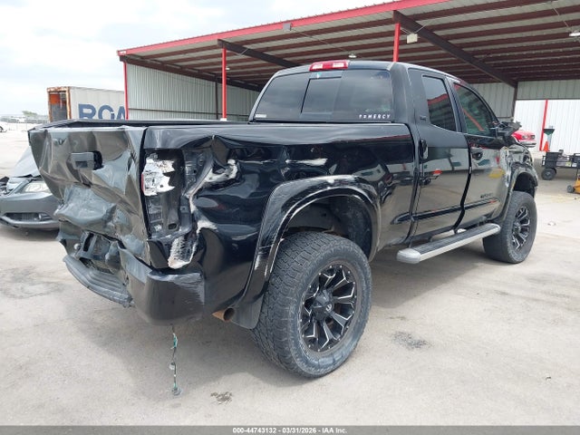 Toyota Tundra Sr5 5.7l V8