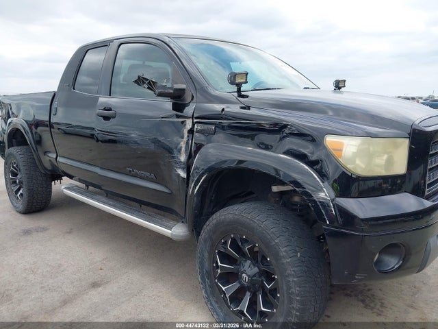 Toyota Tundra Sr5 5.7l V8