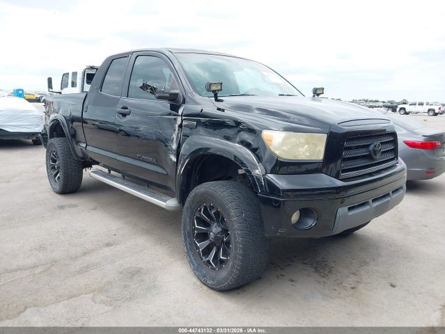 Salvage Toyota Tundra Image