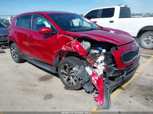 Salvage Kia Sportage Image