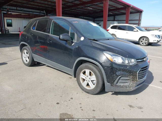 Salvage Chevrolet Trax Image