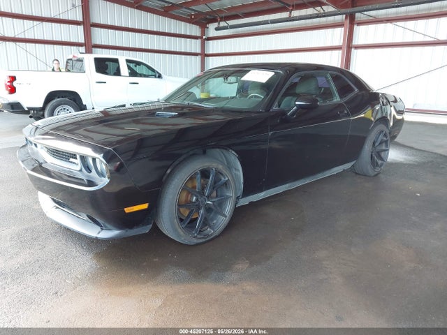 Dodge Challenger Sxt