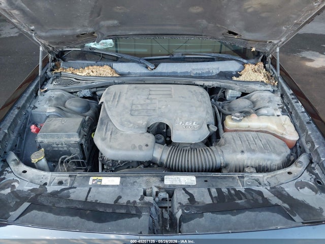 Dodge Challenger Sxt