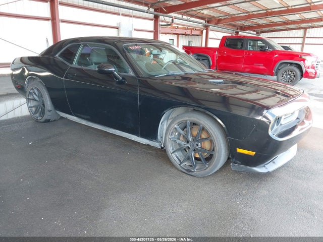 Salvage Dodge Challenger Image
