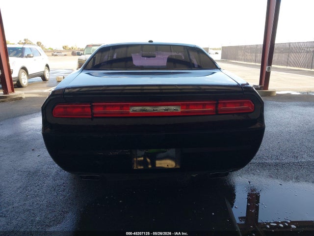 Dodge Challenger Sxt