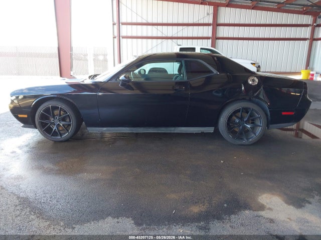 Dodge Challenger Sxt