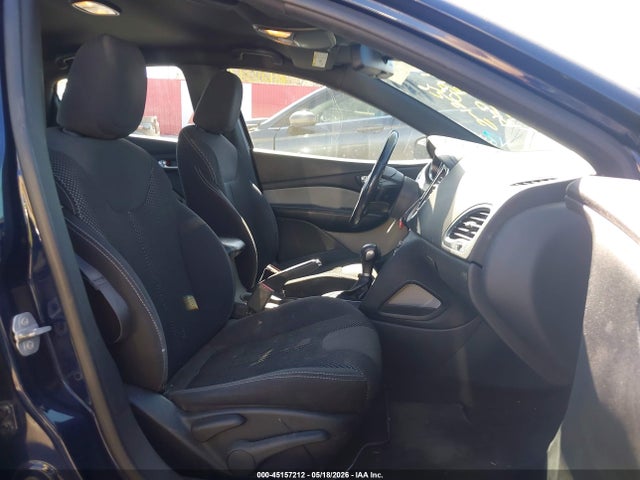 Dodge Dart Sxt