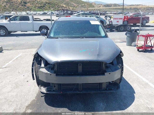 Lincoln Corsair Standard