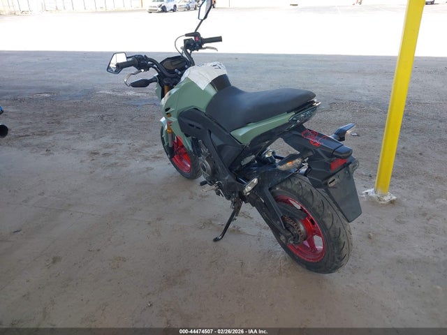 Kawasaki Br125 J