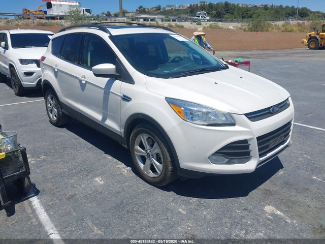 Salvage Ford Escape Image