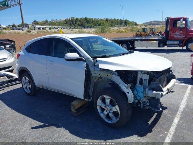 Salvage Honda HR-V Image