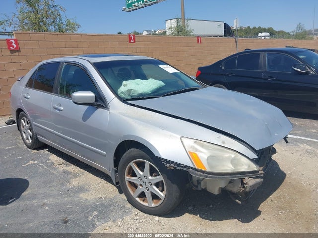 Salvage Honda Accord Image