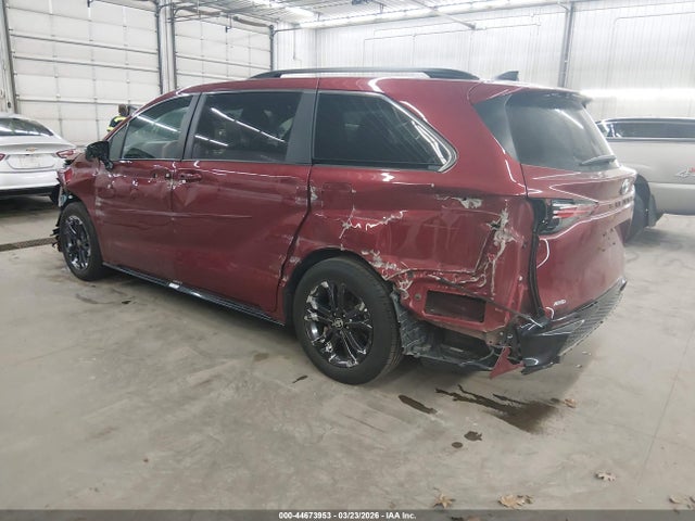 Toyota Sienna Xse