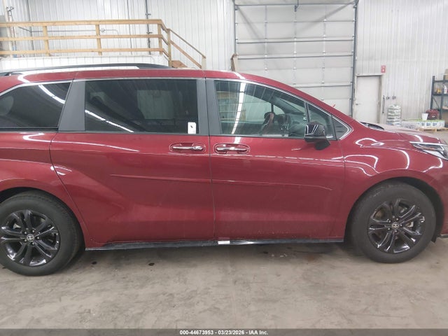 Toyota Sienna Xse
