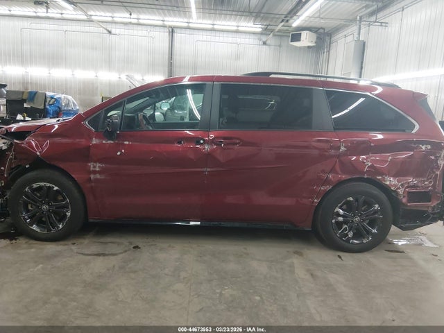Toyota Sienna Xse