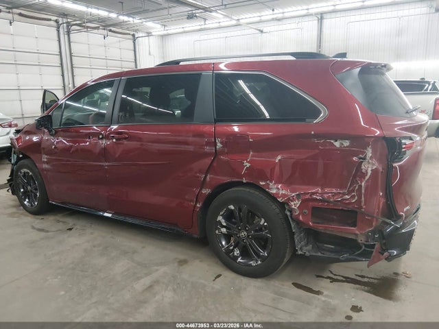 Toyota Sienna Xse