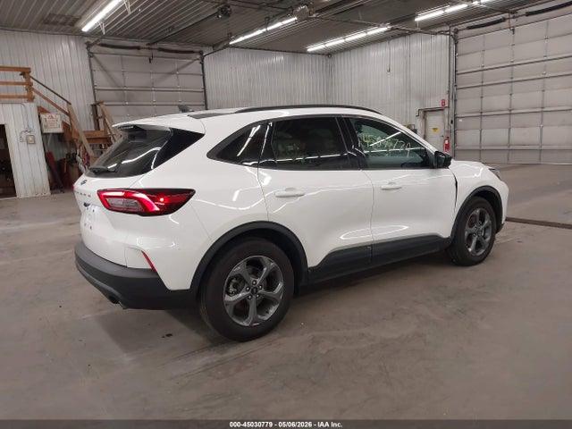 Ford Escape St-line