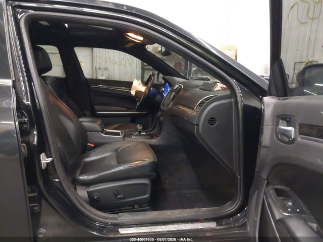 Chrysler 300c Awd