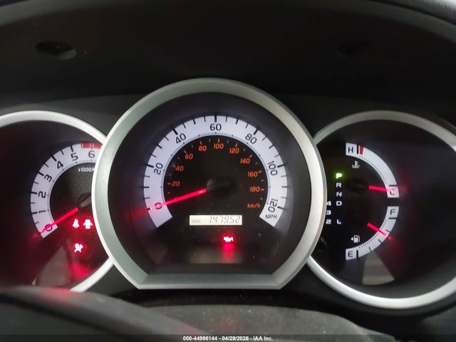 Toyota Tacoma Base V6