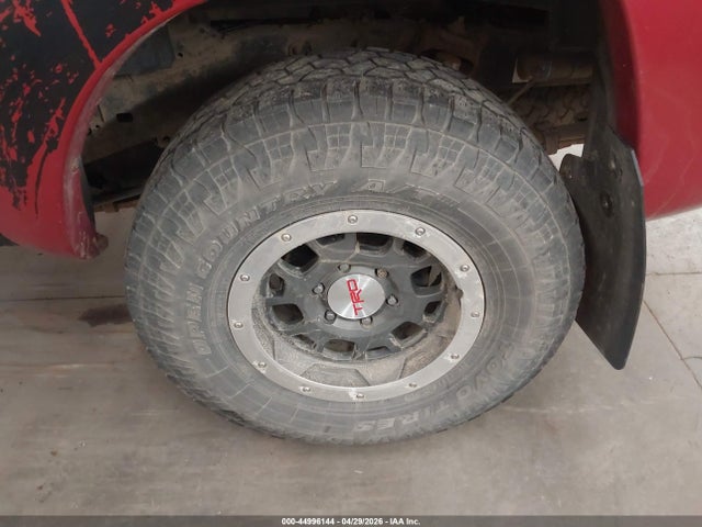 Toyota Tacoma Base V6